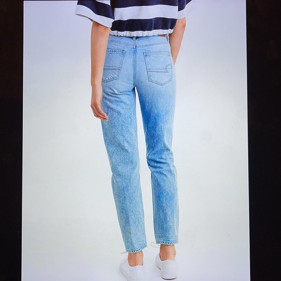 American Eagle Ripped Mom Jeans - Picture 2 of 7